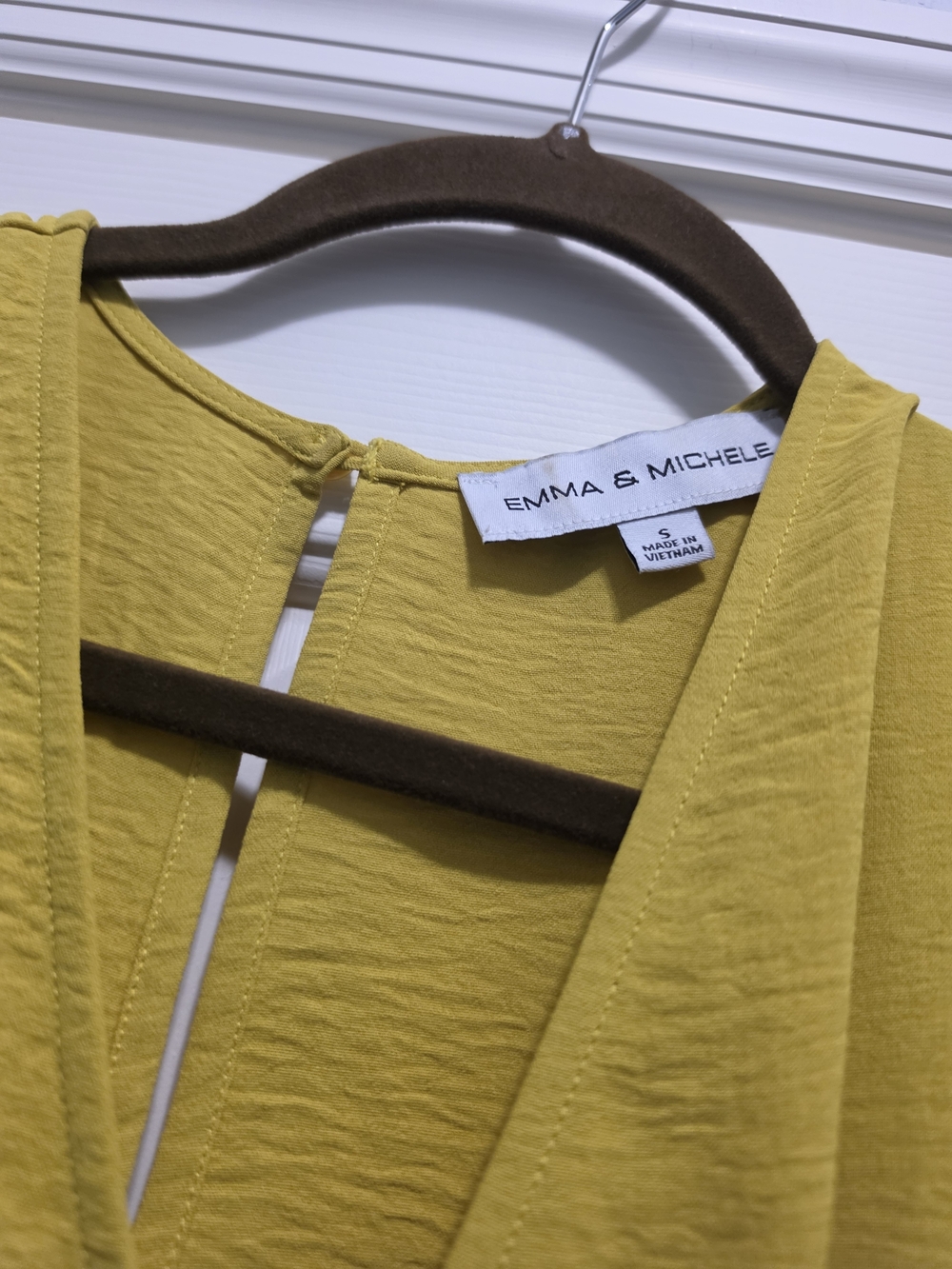 Emma & Michele Mustard Yellow Wrap Romper Like New Size Small - Picture 2 of 3